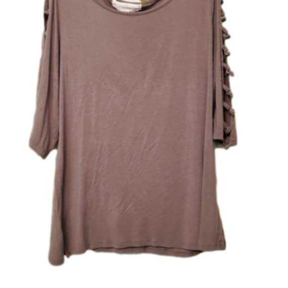 French Laundry Tops - French Laundry olive green lattice shoulder to arm shirt size large.